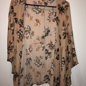 Floral Gimmick Kimono